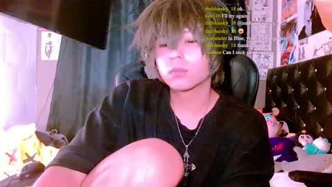 Snapshot of thebluesky_18 chatting on 06-10-26, 10:36 thebluesky_18 online show from 06-10-26, 10:36