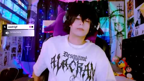 Snapshot of thebluesky_18 chatting on 07-18-26, 12:31 thebluesky_18 online show from 07-18-26, 12:31