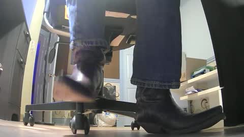 thecowboy_74 online show from 03-01-26, 03:41