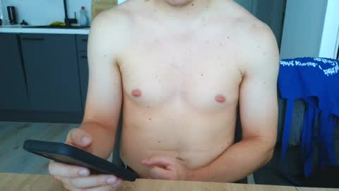 thecuteguy144949 online show from 07-15-26, 08:30