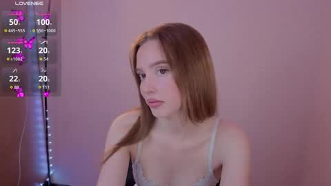 Snapshot of thecutienatura chatting on 04-29-26, 07:20 Olivia online show from 04-29-26, 07:20