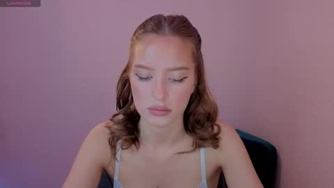 Snapshot of thecutienatura chatting on 05-15-26, 07:43 Olivia online show from 05-15-26, 07:43