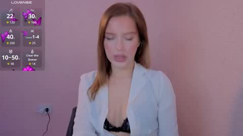 Snapshot of thecutienatura chatting on 05-16-26, 07:01 Olivia online show from 05-16-26, 07:01