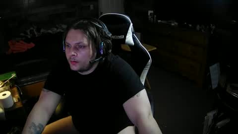 Snapshot of thedemonlord93 chatting on 12-14-24, 02:12 thedemonlord93 online show from 12-14-24, 02:12