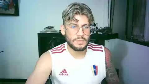 thedragonboyxxx online show from 03-26-26, 05:13