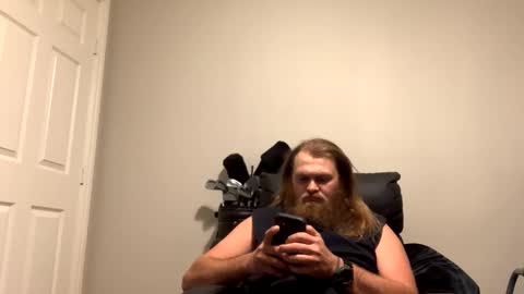 Snapshot of thedude715981 chatting on 12-19-24, 05:07 thedude715981 online show from 12-19-24, 05:07