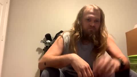 Snapshot of thedude715981 chatting on 12-20-24, 04:09 thedude715981 online show from 12-20-24, 04:09