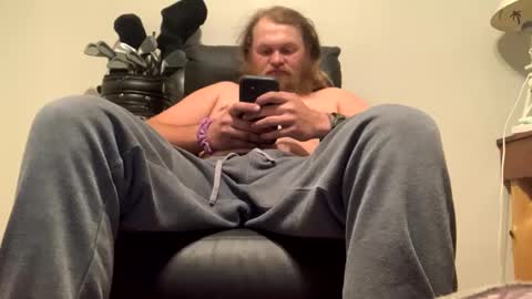 Snapshot of thedude715981 chatting on 01-01-25, 06:15 thedude715981 online show from 01-01-25, 06:15