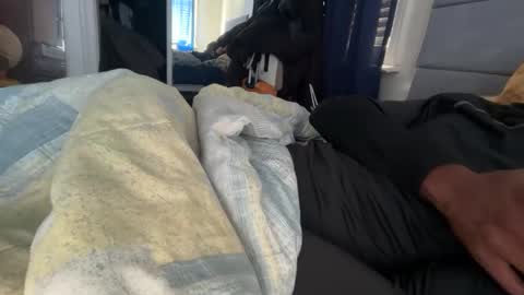 theeshooterr online show from 10-25-25, 01:29