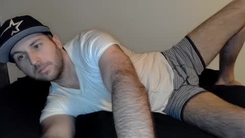 Theetwohander online show from 02-14-25, 01:13