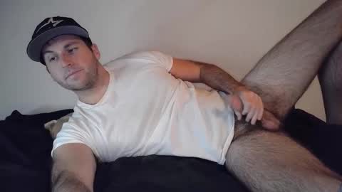 Theetwohander online show from 10-29-25, 02:25