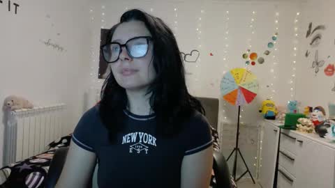 TheFarmergirl online show from 10-17-25, 04:15