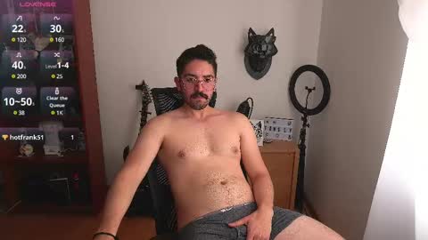 Wolf Independent model online show from 02-12-25, 04:00