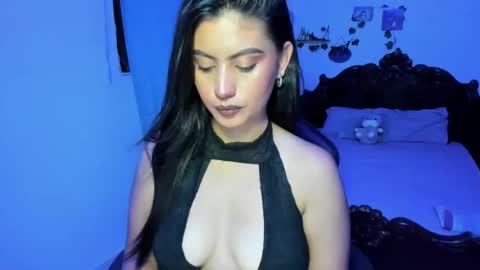 Snapshot of thefenix_jyk chatting on 04-11-26, 12:59 Ariamapola88 online show from 04-11-26, 12:59