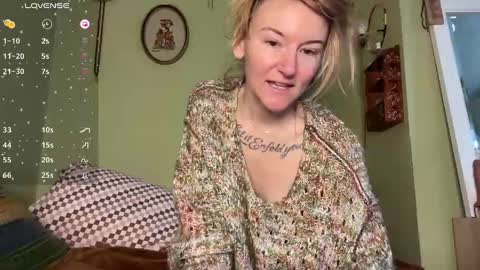 Fae online show from 01-05-25, 06:35