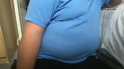 Snapshot of thefullmonty99 chatting on 09-10-25, 10:04 thefullmonty99 online show from 09-10-25, 10:04