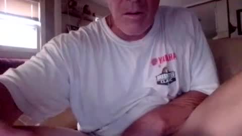 Snapshot of thefyreman chatting on 07-12-26, 01:18 thefyreman online show from 07-12-26, 01:18