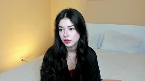 Snapshot of thegirlyoullcomebackto chatting on 05-26-26, 04:25 Anora online show from 05-26-26, 04:25