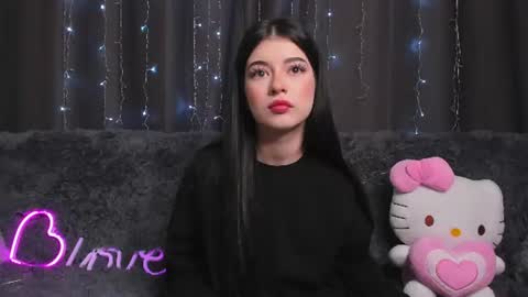Snapshot of thegirlyoullcomebackto chatting on 06-14-26, 01:24 Anora online show from 06-14-26, 01:24