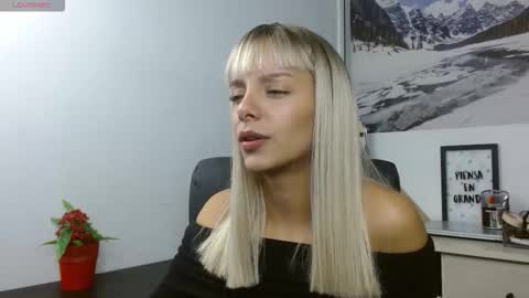 Peyton online show from 11-03-25, 04:03