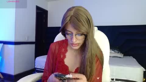 Peyton online show from 04-15-26, 03:46