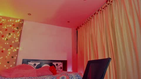 Goldie online show from 02-07-25, 02:08