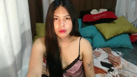 Snapshot of thegreat_legacy chatting on 02-10-26, 09:35 Elle dont forget to folloW me and thumbs up online show from 02-10-26, 09:35