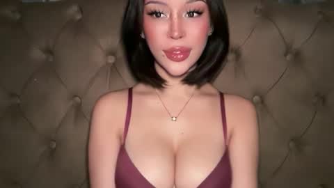 Elle  dont forget to folloW me and thumbs up online show from 06-04-26, 05:35