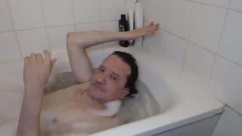 Snapshot of thegreeneyes95 chatting on 02-04-26, 09:53 Green online show from 02-04-26, 09:53