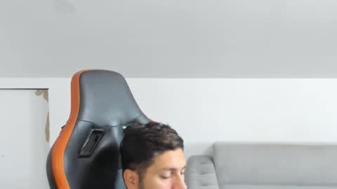 Snapshot of theguardian7 chatting on 10-31-25, 09:54 theguardian7 online show from 10-31-25, 09:54