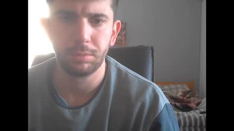 Snapshot of thehamlaaa chatting on 10-09-25, 08:01 thehamlaaa online show from 10-09-25, 08:01