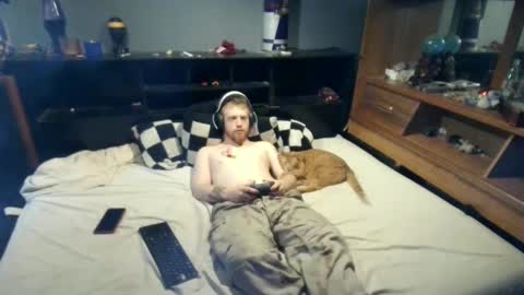 Snapshot of thehotfoxdd chatting on 09-11-25, 06:52 fuzzyfox online show from 09-11-25, 06:52