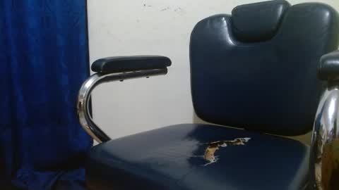 thehousedog online show from 04-01-26, 01:41