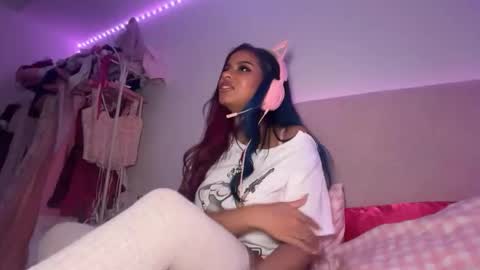 Snapshot of thekandypink chatting on 02-27-26, 07:03 Kandice online show from 02-27-26, 07:03