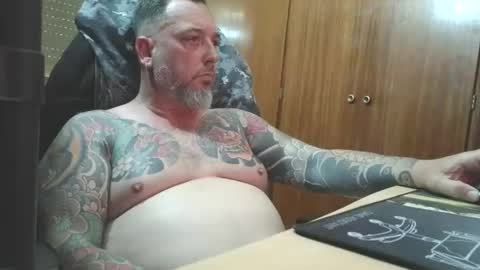 Snapshot of thekier chatting on 03-14-26, 04:45 thekier online show from 03-14-26, 04:45