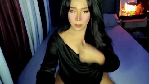 Snapshot of thekillersmilexx chatting on 02-08-26, 06:06 Saraya Meowk online show from 02-08-26, 06:06