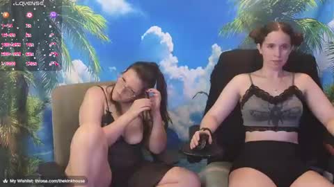 Snapshot of thekinkhouse chatting on 06-15-26, 11:29 Goddess Nola online show from 06-15-26, 11:29