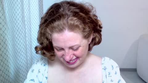 Ella online show from 10-17-25, 08:28