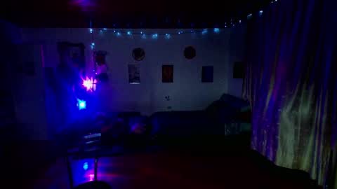 Snapshot of thelilithdreams chatting on 01-17-25, 05:21 Lilth online show from 01-17-25, 05:21