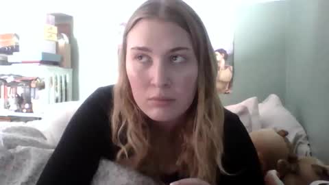 Snapshot of thelittlebambii chatting on 02-28-26, 06:31 Little Bambii online show from 02-28-26, 06:31