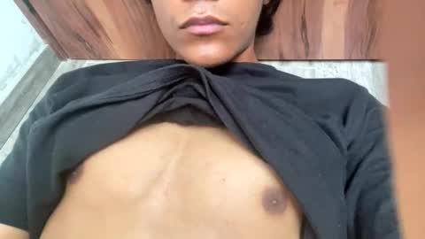 Snapshot of themachcute chatting on 05-09-26, 10:26 themachcute online show from 05-09-26, 10:26