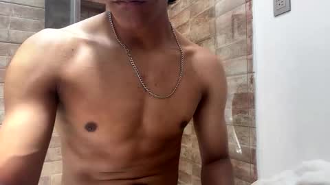 Snapshot of themachcute chatting on 05-16-26, 06:07 themachcute online show from 05-16-26, 06:07