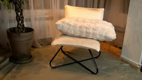 Madison online show from 04-07-26, 02:56