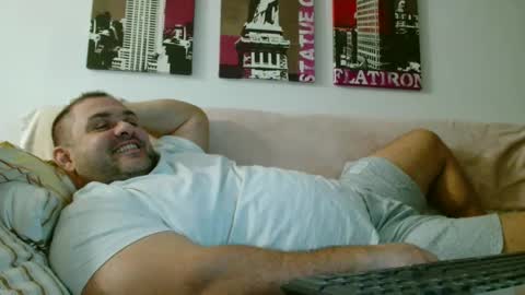 Snapshot of themastercomander chatting on 12-28-24, 05:03 Big Alpha Daddy Master online show from 12-28-24, 05:03