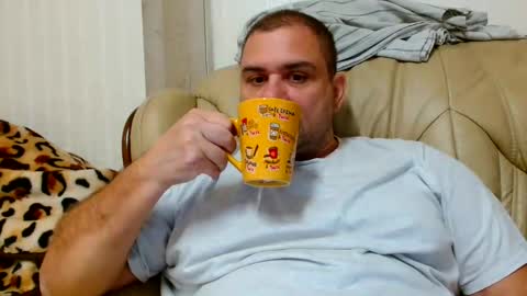 Snapshot of themastercomander chatting on 10-09-25, 02:59 Big Alpha Daddy Master online show from 10-09-25, 02:59