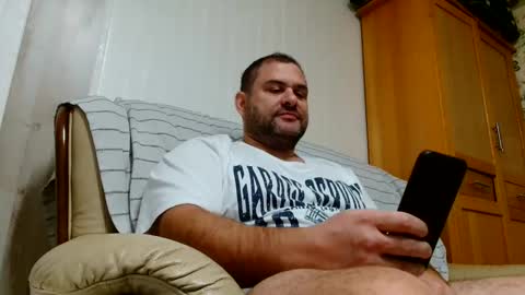 Snapshot of themastercomander chatting on 10-18-25, 10:49 Big Alpha Daddy Master online show from 10-18-25, 10:49