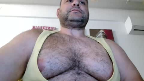 Snapshot of themastercomander chatting on 04-27-26, 08:51 Big Alpha Daddy Master online show from 04-27-26, 08:51
