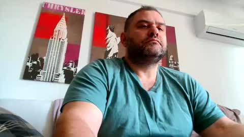 Snapshot of themastercomander chatting on 05-05-26, 08:44 Big Alpha Daddy Master online show from 05-05-26, 08:44