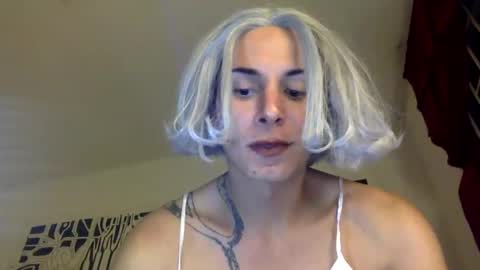 Lucy Lucy online show from 03-10-25, 03:23