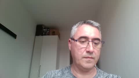 Snapshot of themohican chatting on 04-11-26, 03:27 Themohican online show from 04-11-26, 03:27